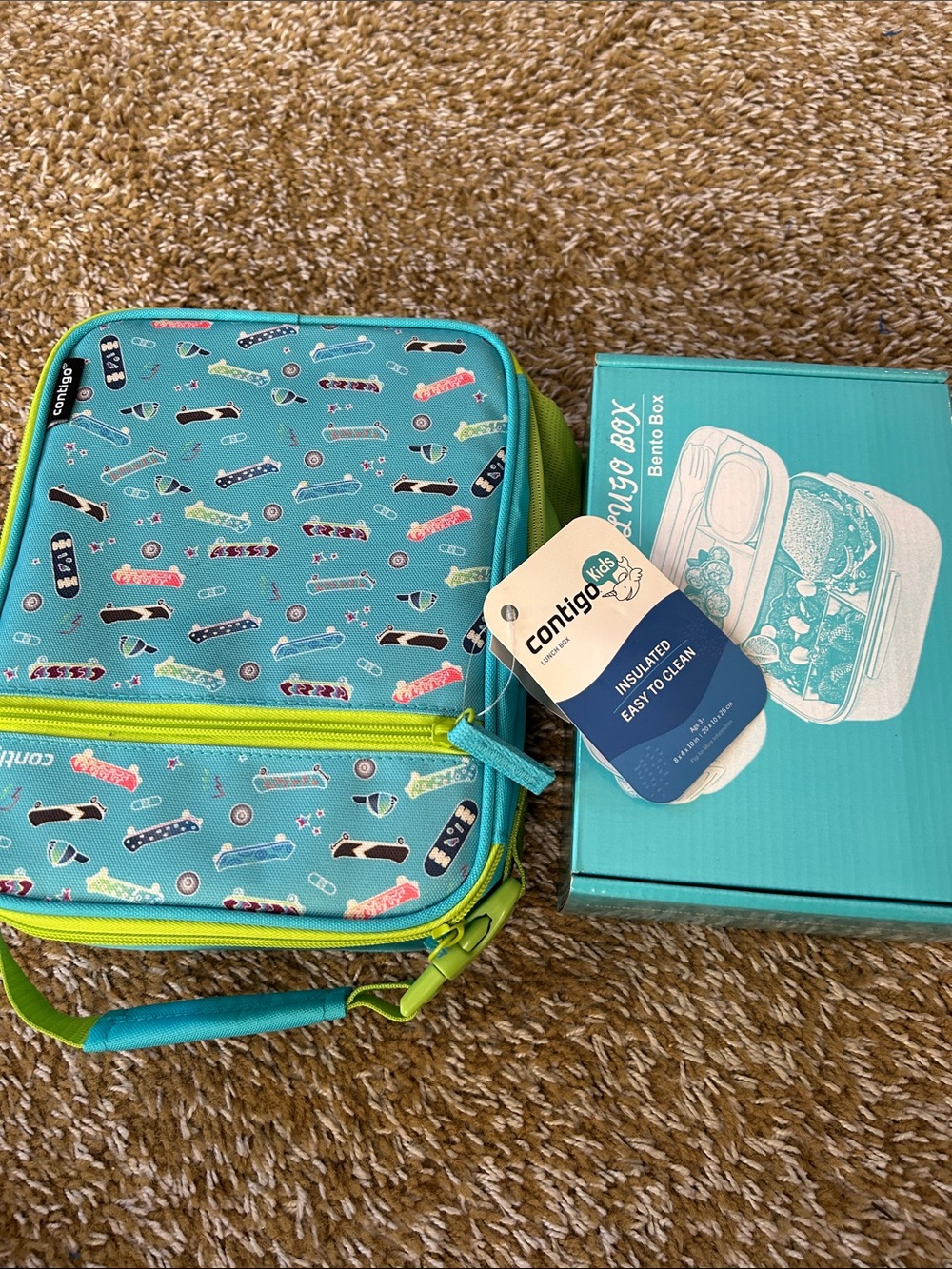 Contigo Teal Lunch Bag with Lime Trim and Skateboard Print